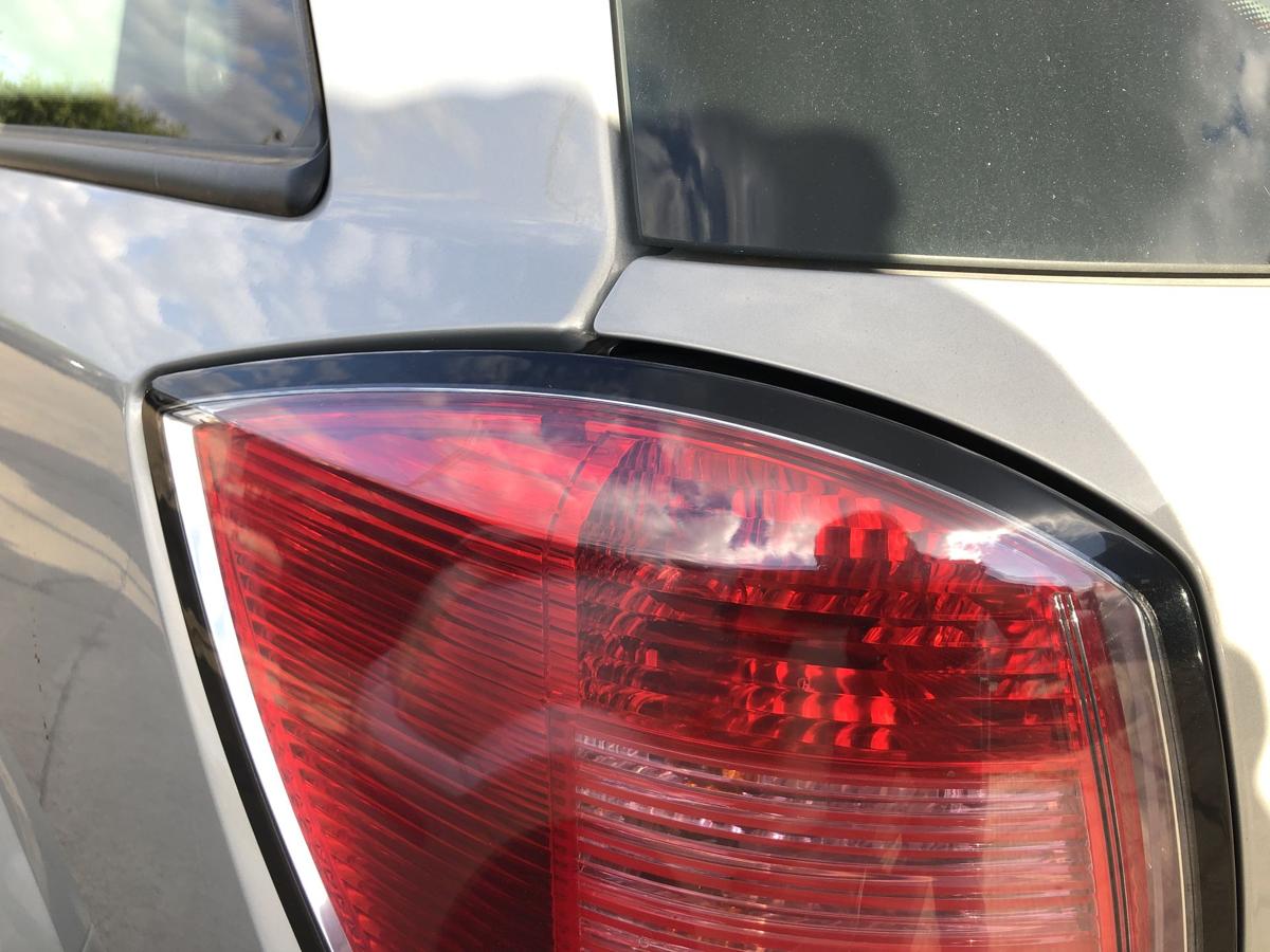 Opel Astra H Caravan Rückleuchte links Rücklicht Heckleuchte Kombi Schlusslicht