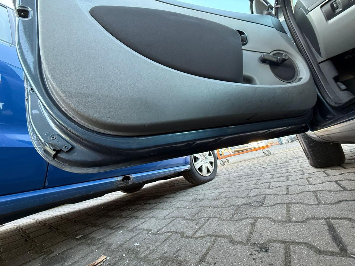 Renault Clio 3 original Tür vorn links TEJ47 Bleu gris Blau 3-Türer Bj.2006