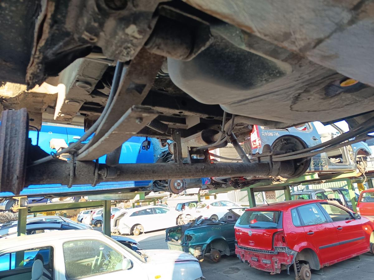 VW Caddy 9K original Hinterachse Tr&auml;ger trommelgebremst 164tkm Bj 2003