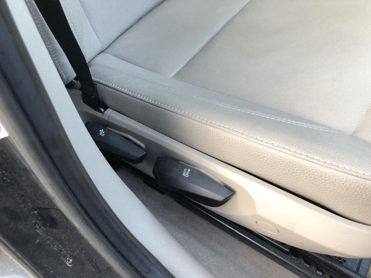 BMW 1er E87 LCI ab07 Sitz vorn rechts Beifahrersitz ohne Heizung Leder 5-türer