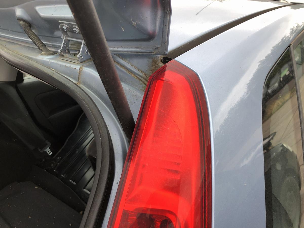 Ford Fiesta JD JH ab05 R&uuml;ckleuchte rechts R&uuml;cklicht Heckleuchte NUR 5 t&uuml;rer
