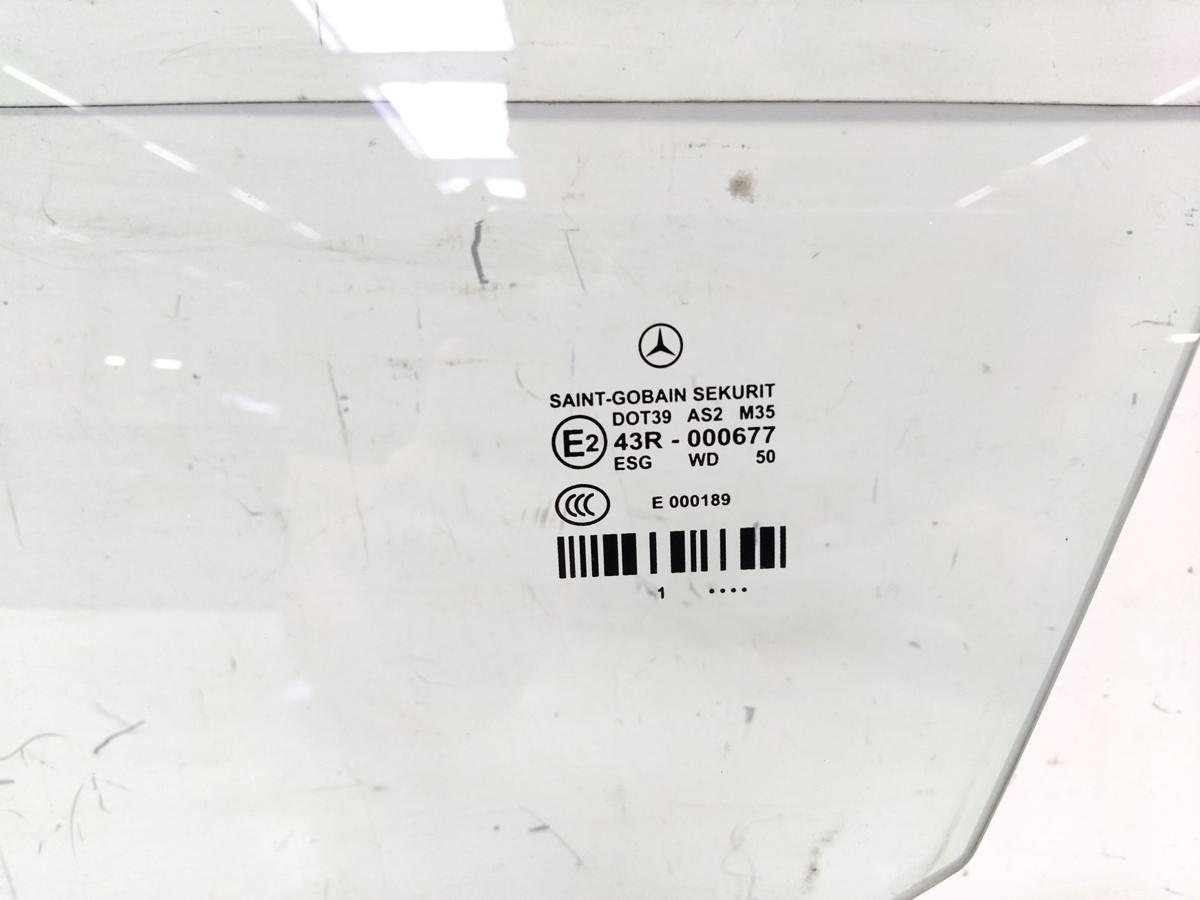 Mercedes Benz E-Klasse 212 T&uuml;rscheibe vorn links gr&uuml;ncolor Bj.2011
