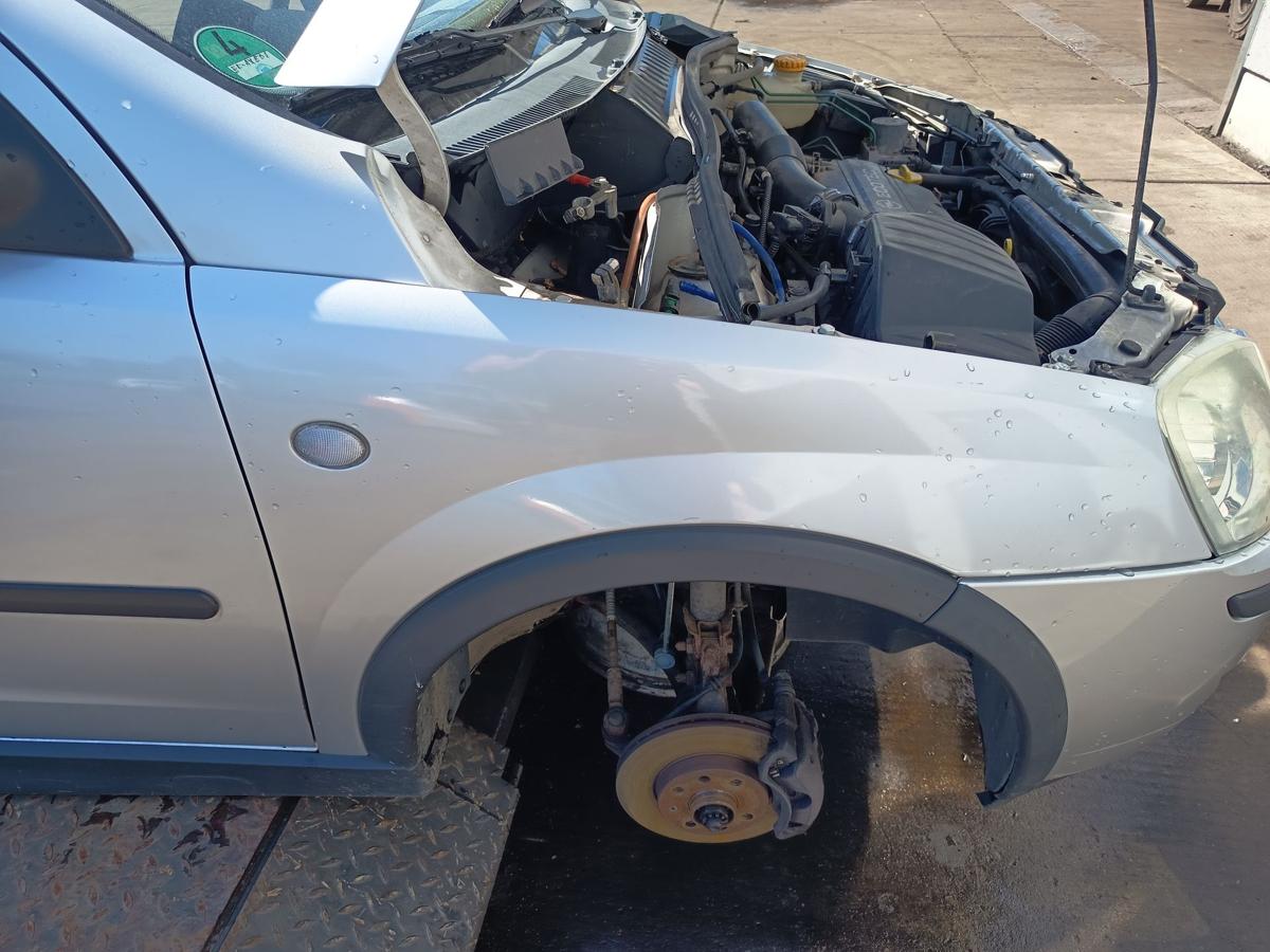 Opel Corsa C original Kotfl&uuml;gel rechts Seitenteil Z157 Starsilber Bj 2005
