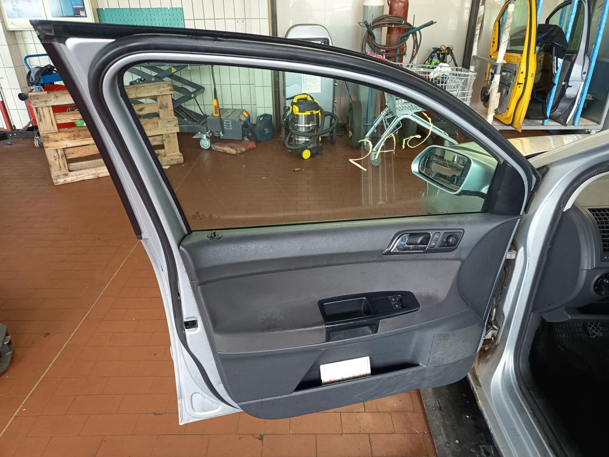 VW Polo 9N3 original T&uuml;r vorne links LA7W Reflexsilber Baujahr 2009