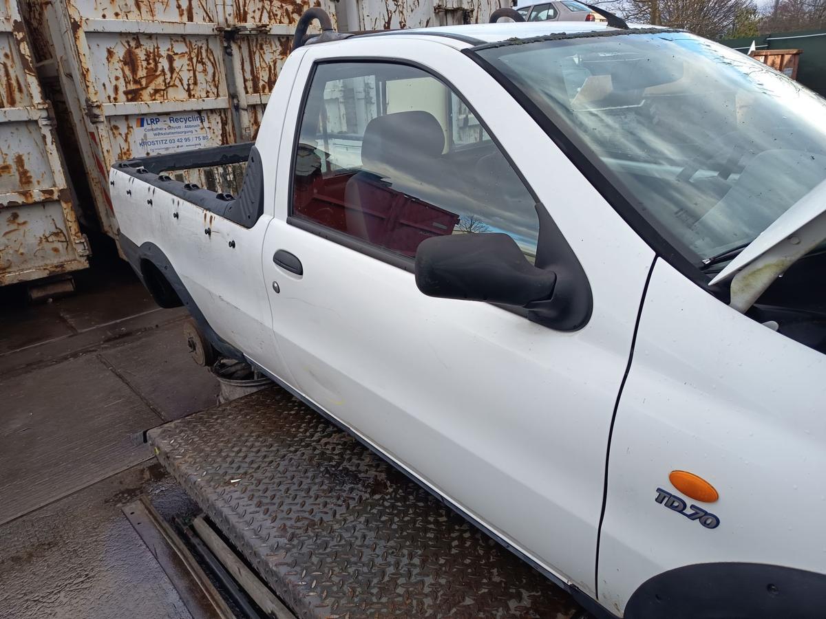 Fiat Strada I original T&uuml;r rechts Beifahrer wei&szlig; uni Bj 2001