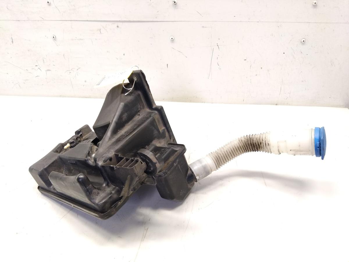Skoda Fabia 3 III NJ original Scheibenwaschwasserbeh&auml;lter mit Pumpe Bj.2014