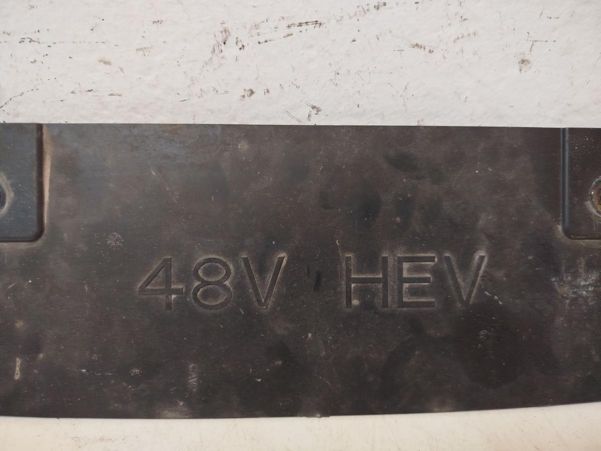 Hyundai i30 PD Mild Hybrid Luftf&uuml;hrung vorn Schlosstr&auml;ger Plastikluftleitblech