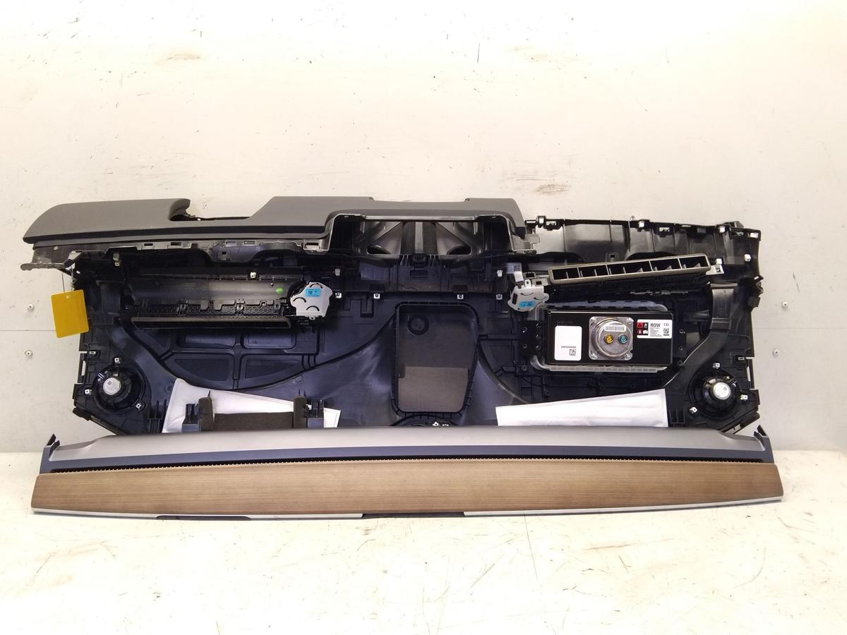 Tesla Model 3 original Armaturenbrett schwarz 1083401-80-J BJ2019