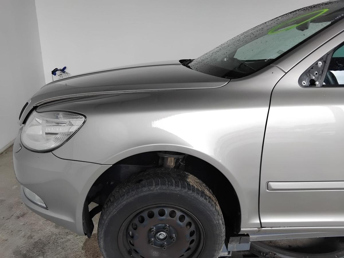 Skoda Octavia 2 1Z Facelift original Kotfl&uuml;gel vorn links BJ2012 LF8H cappuccinobeige