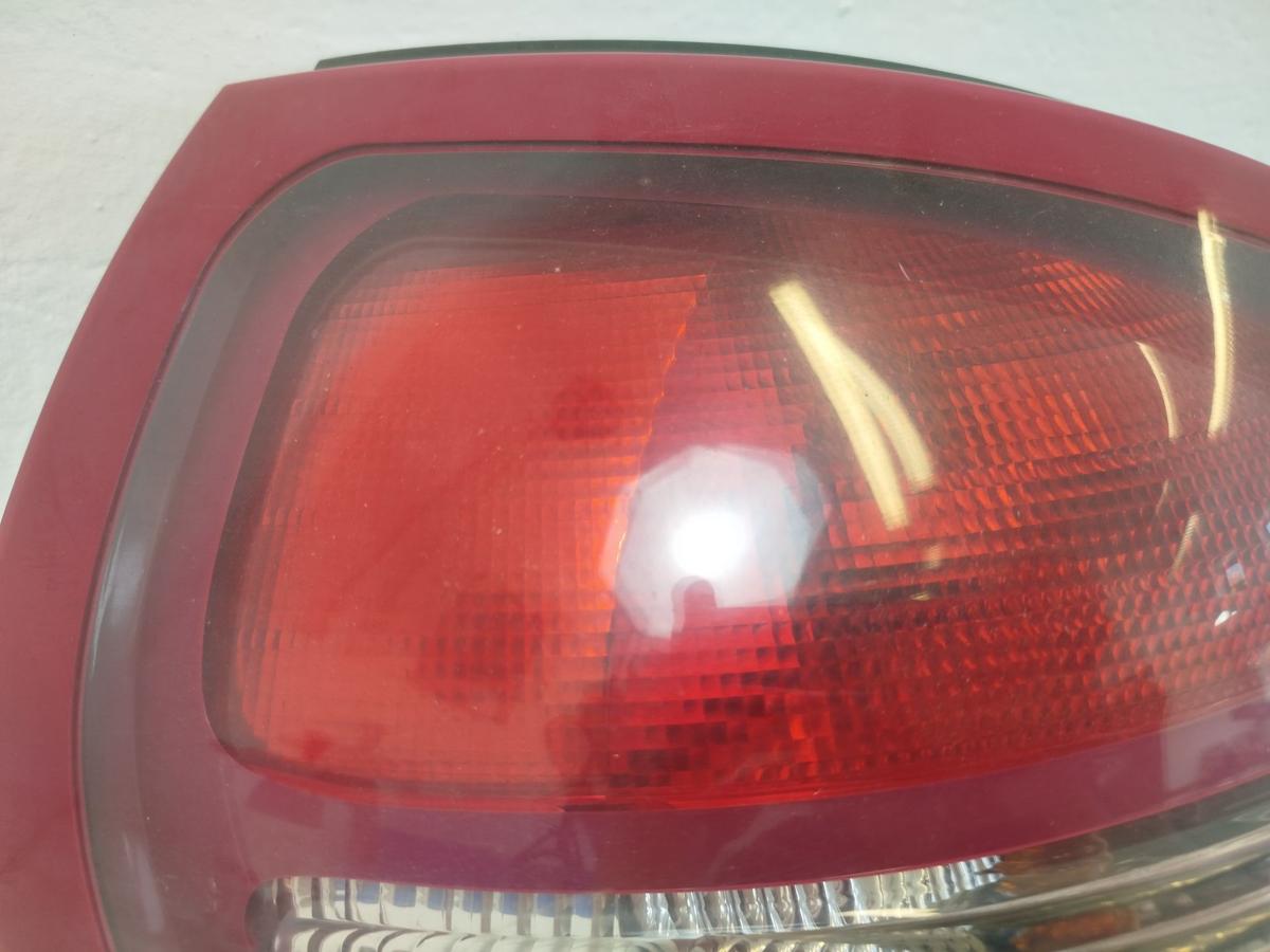 Nissan Almera N16 Rückleuchte Schlussleuchte Rücklicht hinten links bis Bj 2002