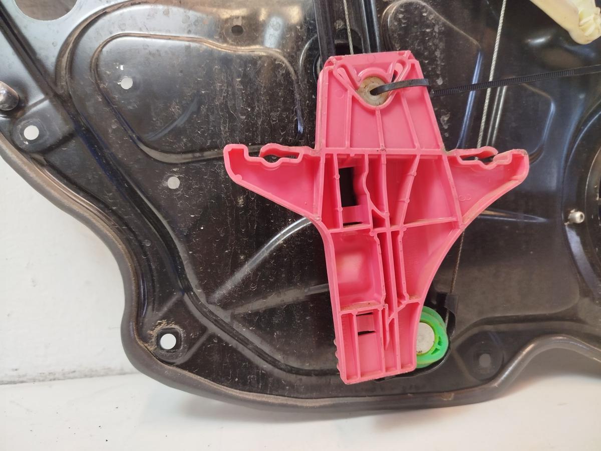 VW Passat 3C B7 Variant Fensterheber hinten rechts Motor Mechanik Grundplatte