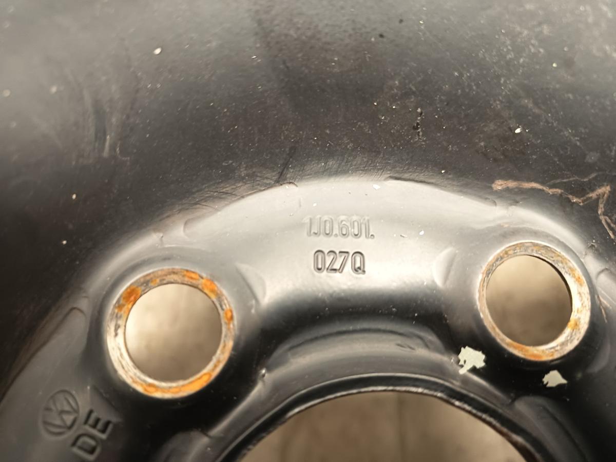 VW Golf IV original Satz Stahlfelgen 6x15 ET38 Baujahr 2003