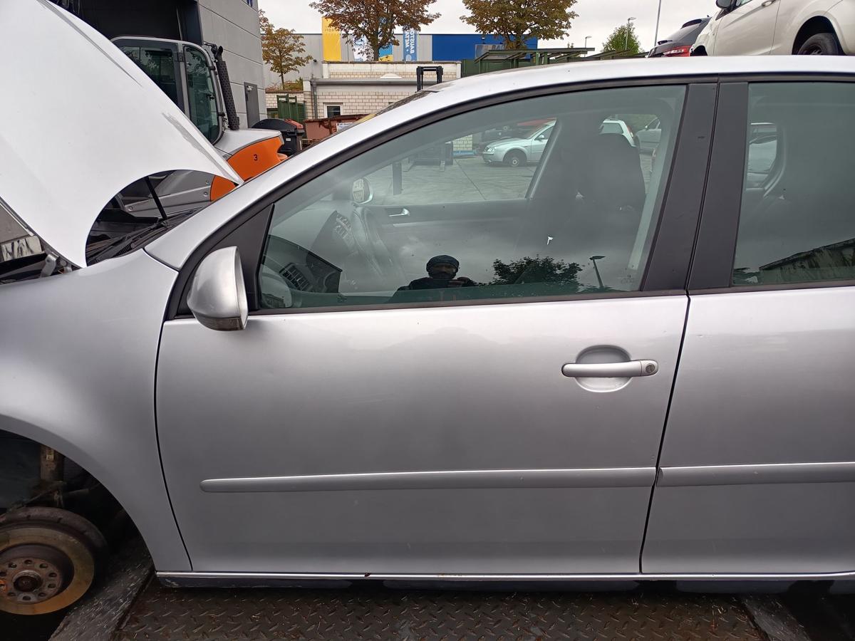 VW Golf V 5 türer original Tür vorn links Fahrer A7W Reflexsilber Bj 2005