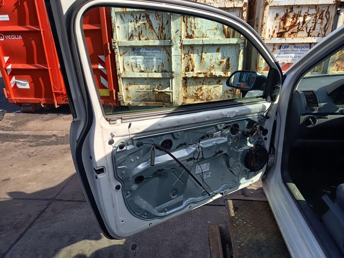 VW Polo 9N3 original T&uuml;r links Fahrer 3t&uuml;rer B9A Candywei&szlig; Bj 2009