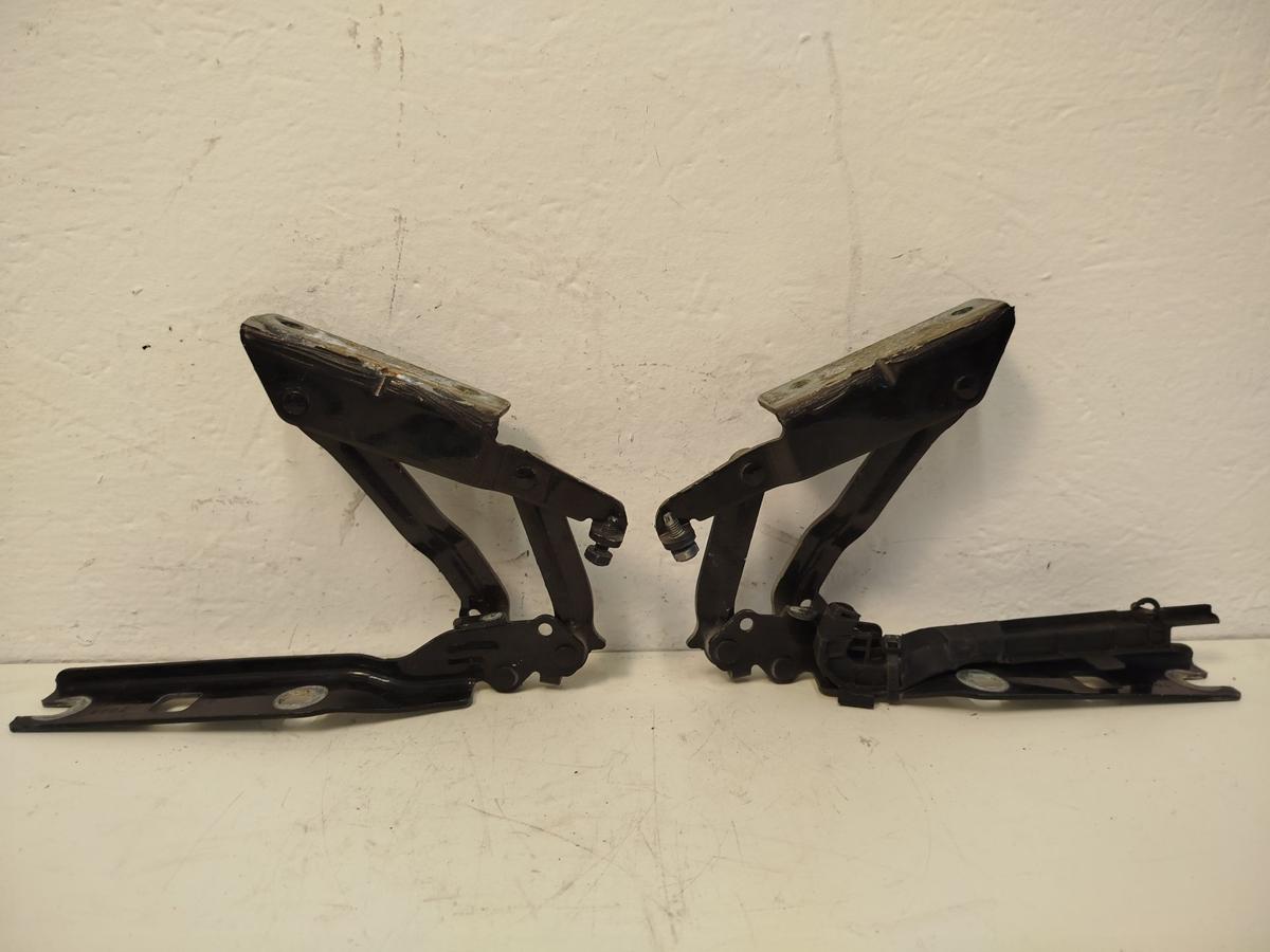 VW Golf V 5 1K Satz Haubenscharniere Scharnier Haube Frontklappe links rechts