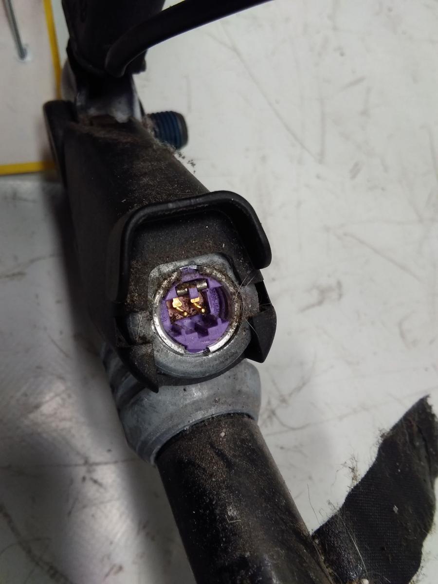Opel Corsa D original Gurtschlo&szlig; vorn links unfallfrei Bj.2008