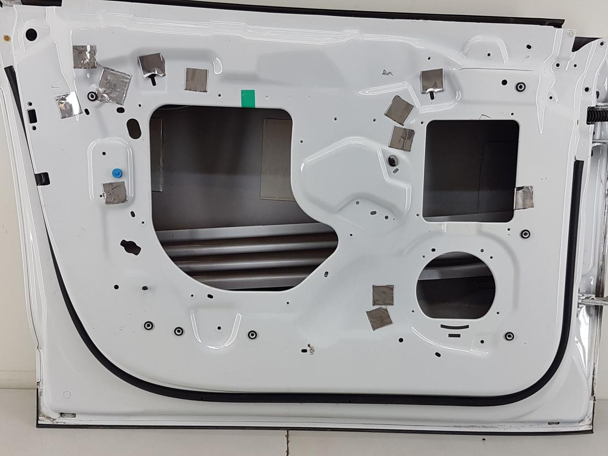 Tesla Model X T&uuml;r vorn links in PPSW White Water Pearl Bj22 Rohbau
