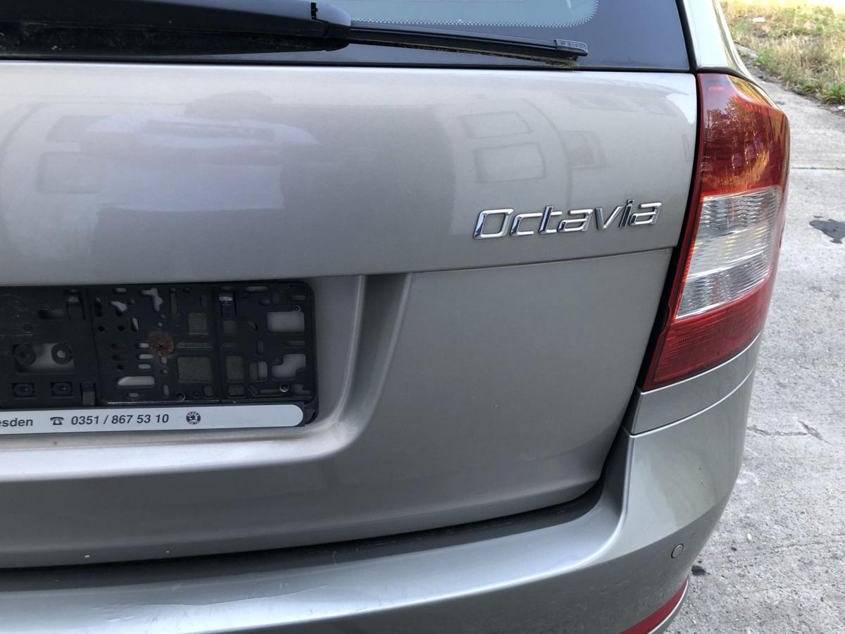 Skoda Octavia 1Z ab09 Heckklappe mit Heckscheibe Kombi LF8H Cappuccino Beige