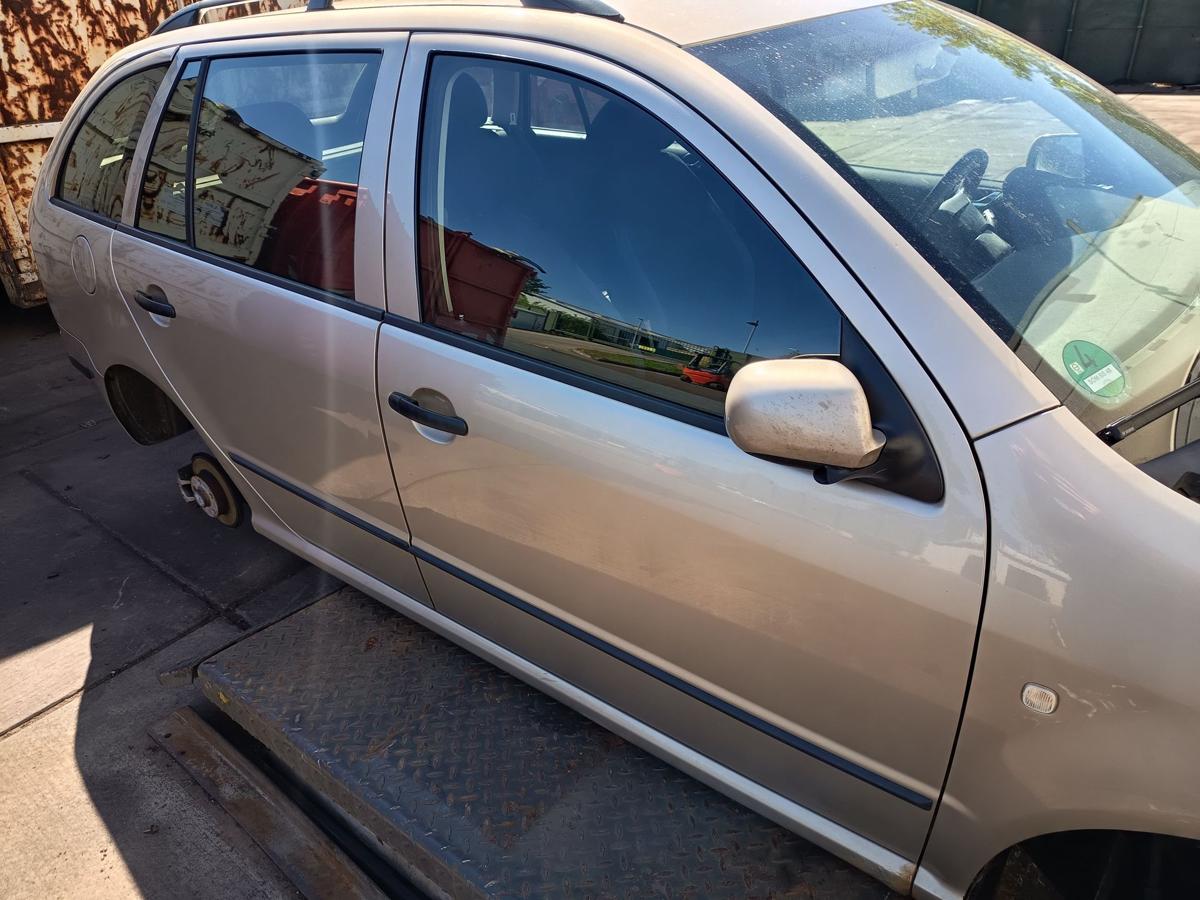 Skoda Fabia 6Y original T&uuml;r vorne rechts 9201 Sahara Beige Bj 2004
