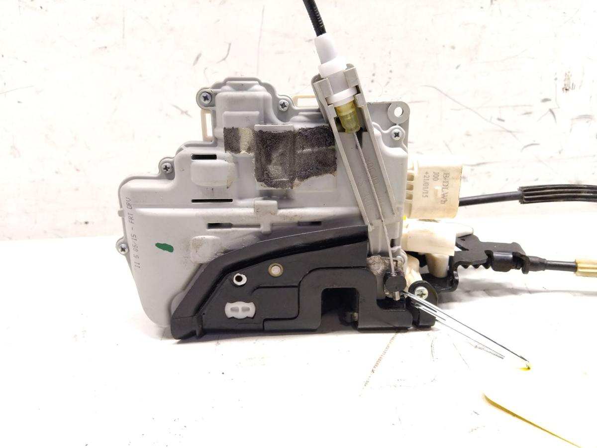 Audi A8 4H D4 orig T&uuml;rschlo&szlig; vorn links Zuziehhilfe Softclose BJ2015 4H1837015E