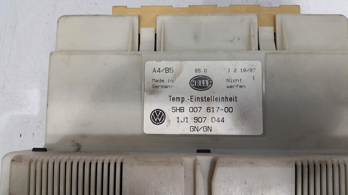 VW Passat 3B5 orig Heizungsbetätigung Klimaautomatik Bj 1997 5HB00761700