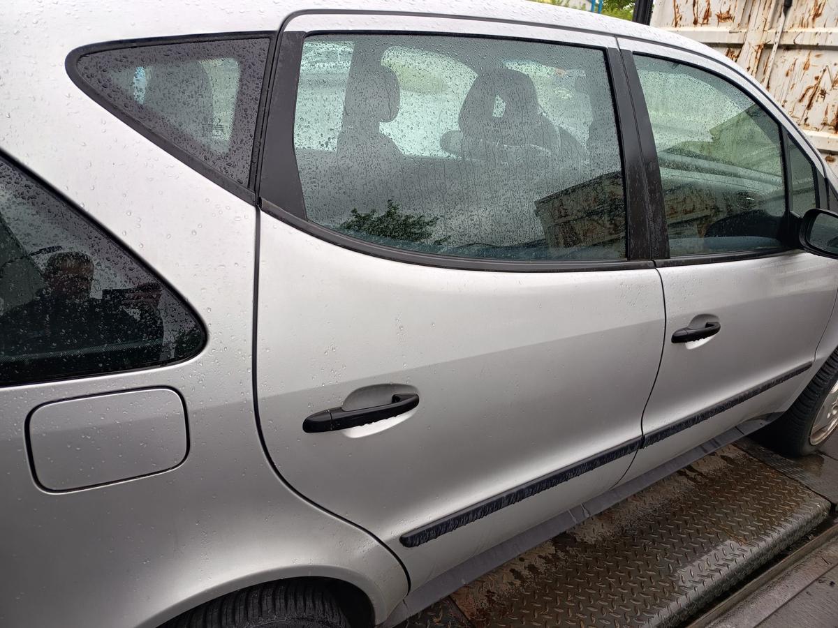 Mercedes A-Klasse W168 original T&uuml;r hinten rechts 761 Polarsilber Bj 2004