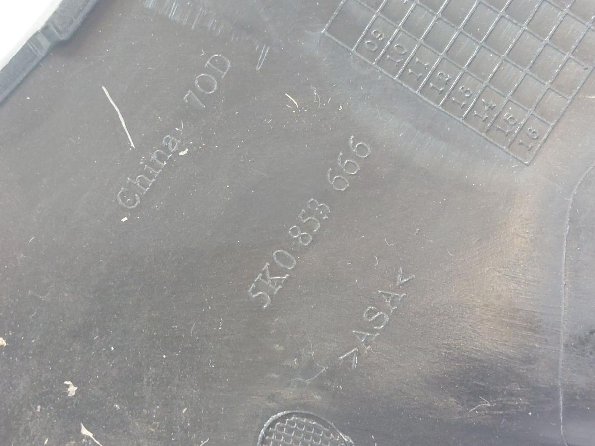 VW Golf 6 VI Gitter vorn rechts Stoßfänger Nebelscheinwerferabdeckung