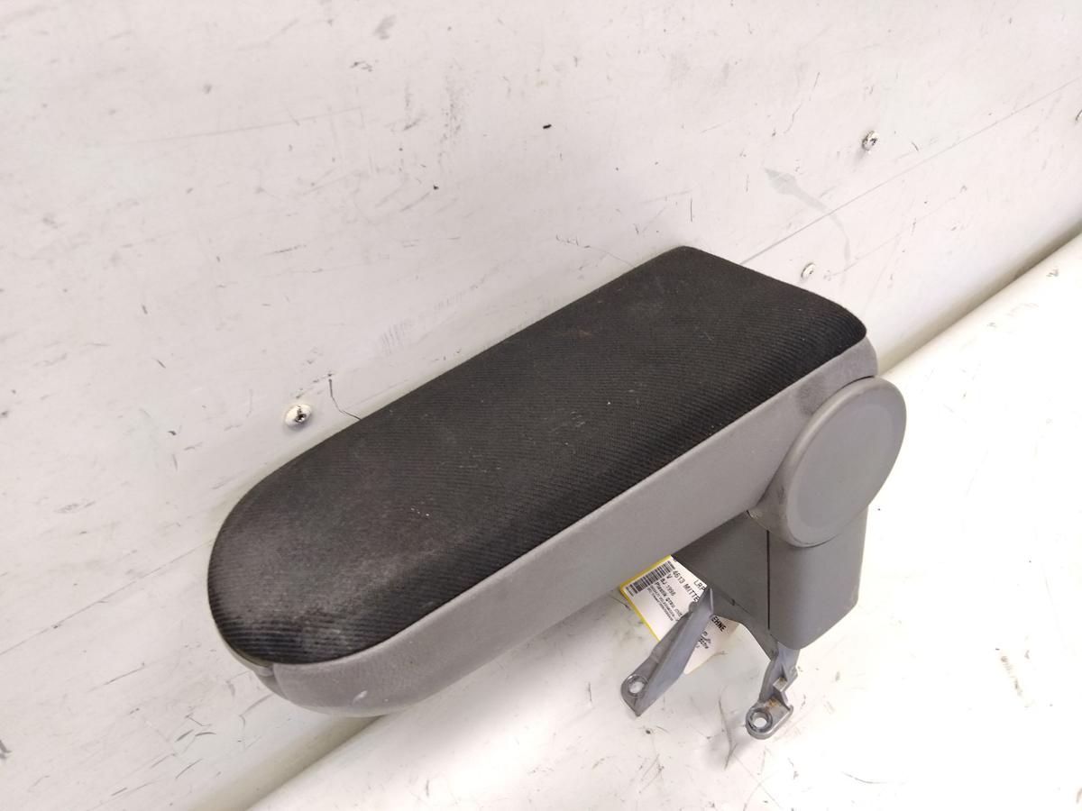 VW New Beetle 9C original Mittelarmlehne Plastik grau mit Stoff schwarz Bj.1998