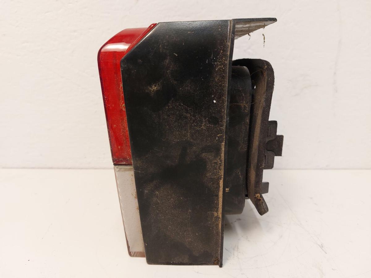 VW T4 7D Rückleuchte links Rücklicht Heckleuchte Ulo OEM Kasten Caravelle Multi