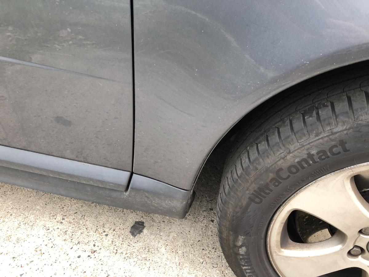 Volvo V70 Typ B Kotfl&uuml;gel vorn rechts Beifahrer Seitenwand 45500 Titanium Grey