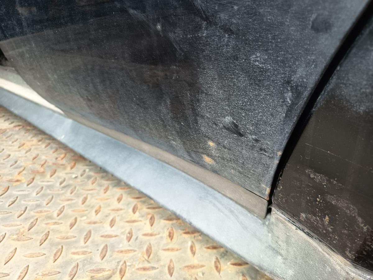 Mercedes A-Kl. W168 original T&uuml;r hinten links Fond 696 Nachtschwarz Bj 1999