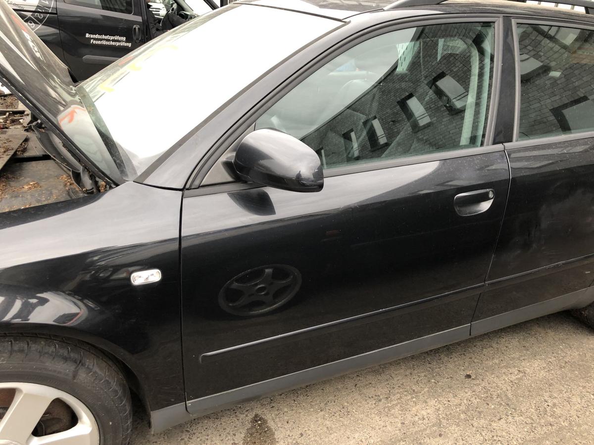 Audi A4 8E B6 Avant T&uuml;r vorn links Fahrert&uuml;r Scheibenrahmen LZ9W Ebonyschwarz