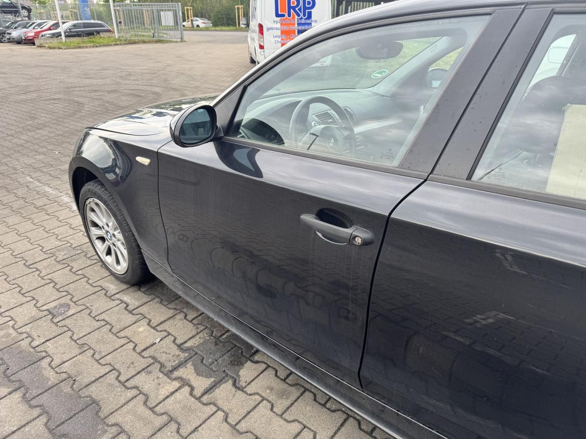 BMW 1er E87 original T&uuml;r vorn links 475 Blacksapphire Rohbau Bj.2005