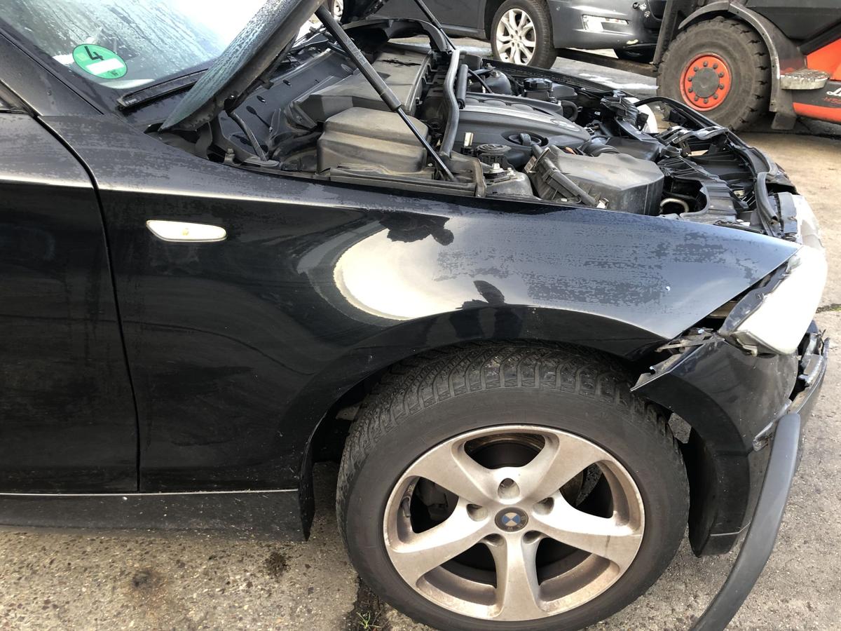 BMW 1er E87 LCI ab07 Kotflügel vorne rechts Beifahrer 475 Blacksapphire Fender