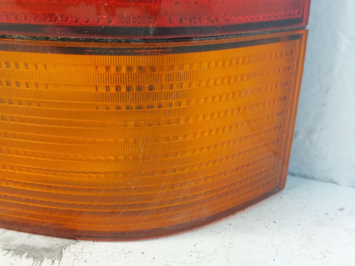 VW T4 7D Rückleuchte rechts Rücklicht Heckleuchte Ulo OEM Kasten Caravelle Multi