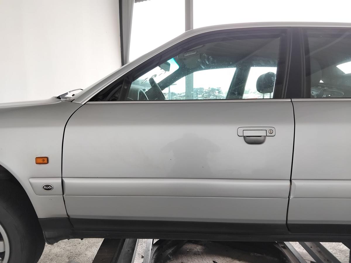 Audi A6 C4 T&uuml;r vorn links Fahrert&uuml;r T&uuml;rblatt LY7M alusilbermetallic BJ1996