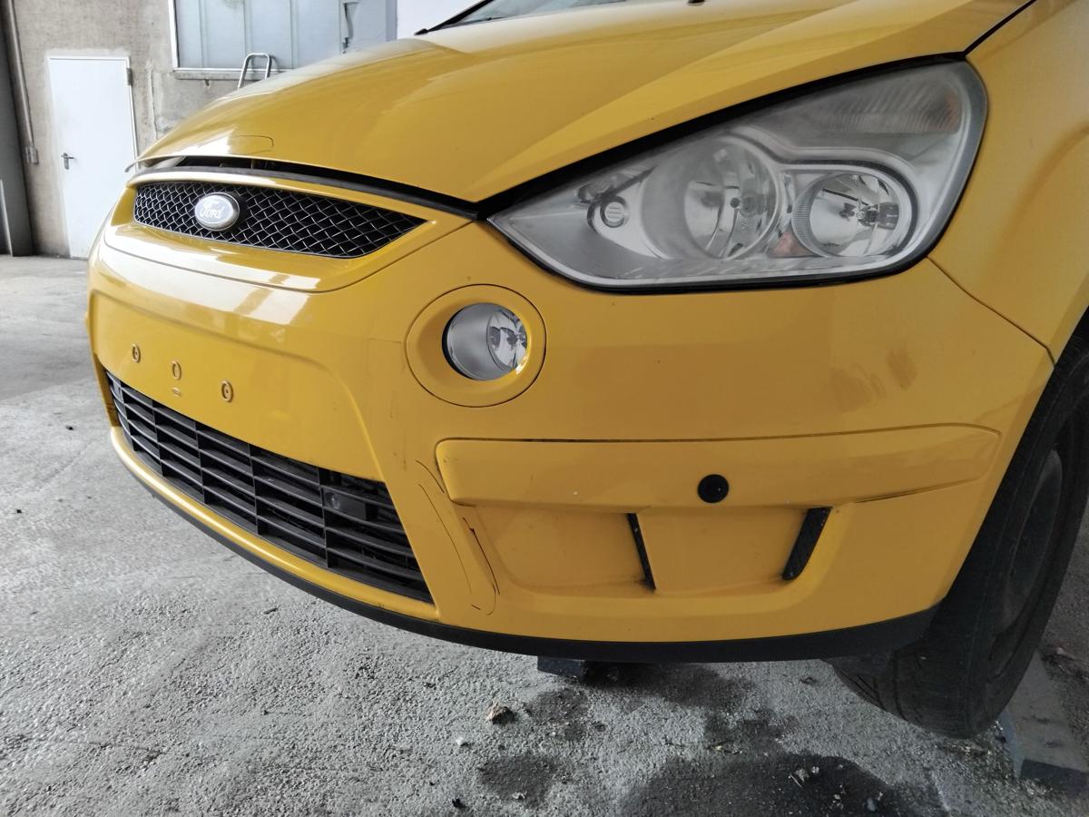 Ford S-Max 1 WA6 original Stoßfänger Stoßstange vorn beschädigt BJ2008