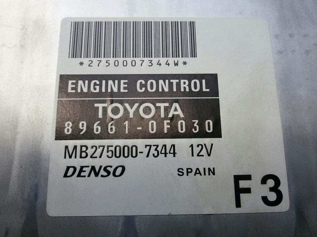 Toyota Corolla Verso Bj.2006 original Motorsteuergerät 89661-0F030 1.8 95kw *1ZZ*