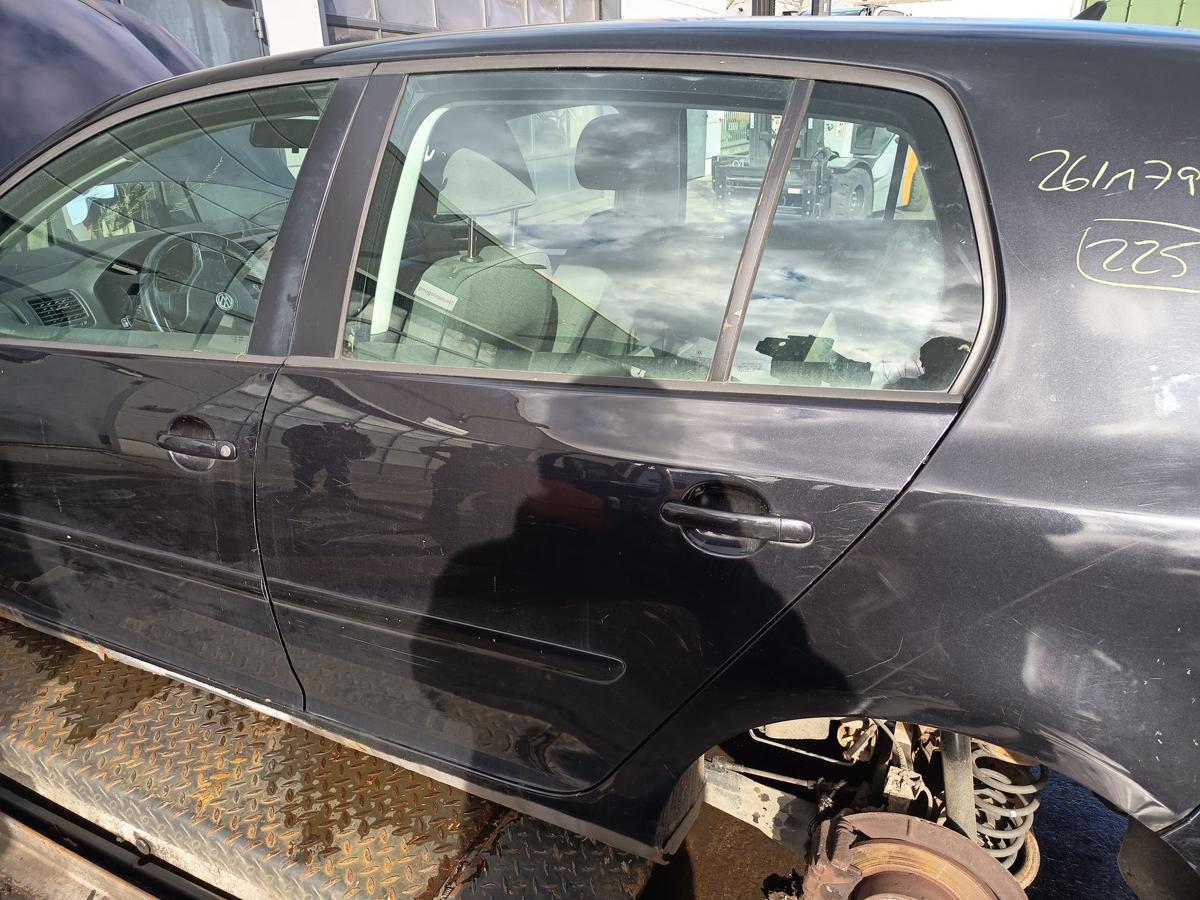 VW Golf V original T&uuml;r hinten links LC9Z schwarz Baujahr 2007