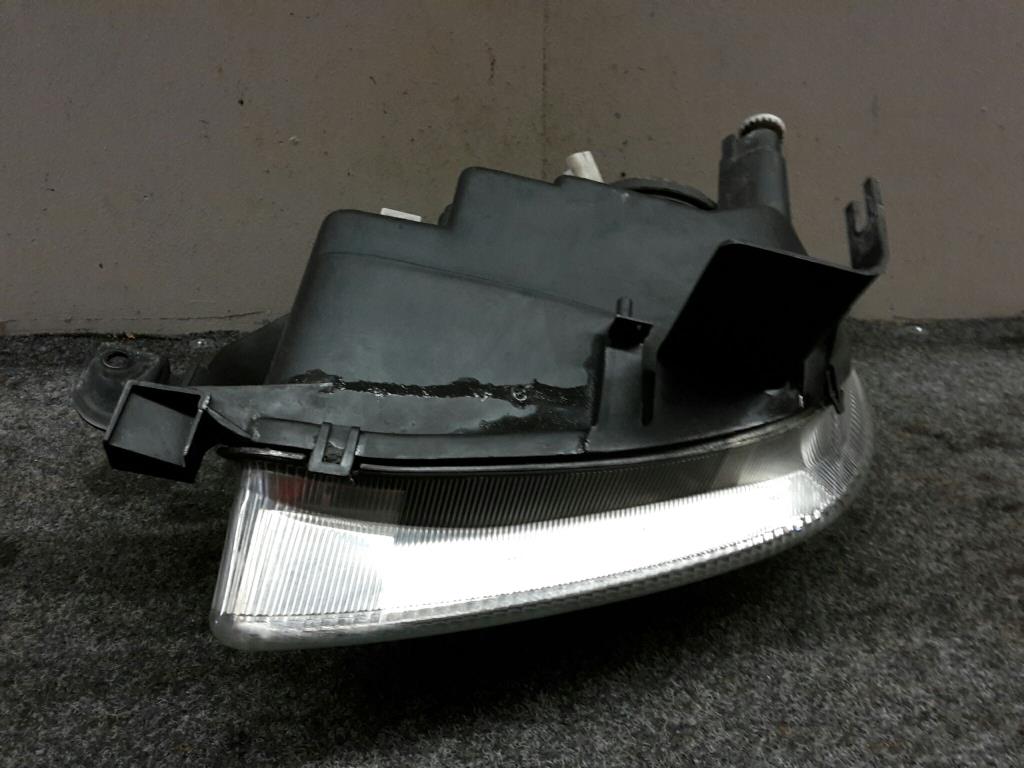 Citroen Xsara Picasso 99-04 Scheinwerfer vorn rechts Lampe Valeo 89300200