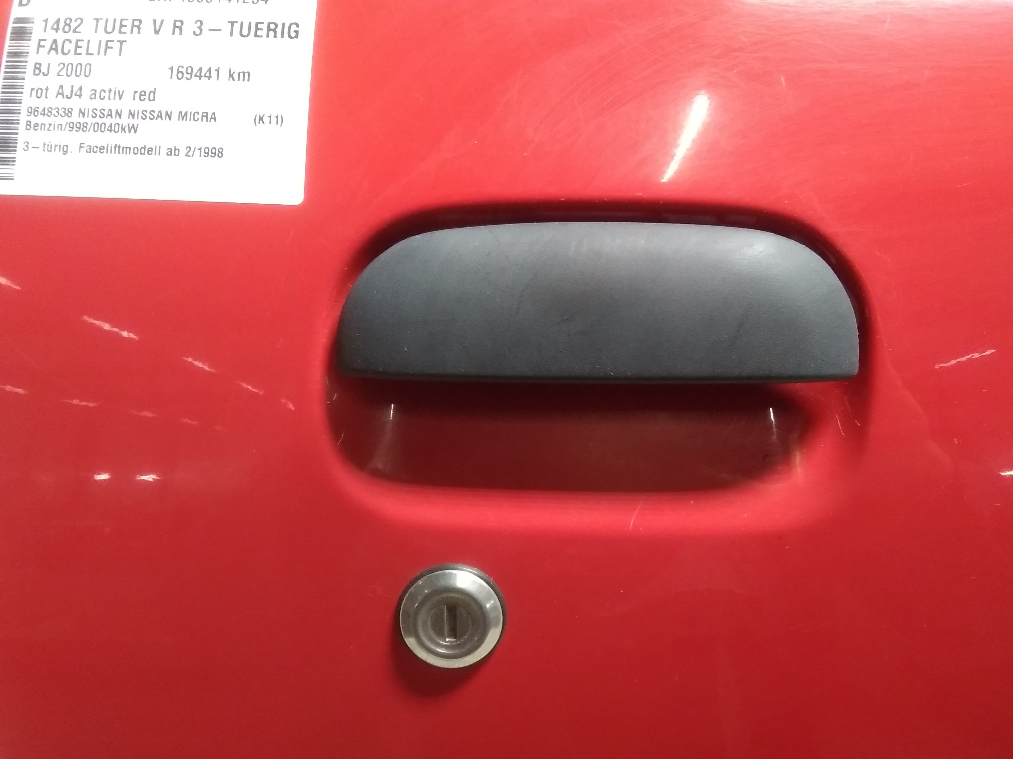 Nissan Micra K11 Bj.2000 Tür vorn rechts 3-türig rot AJ4 activ red Faceliftmodell ab 2/1998