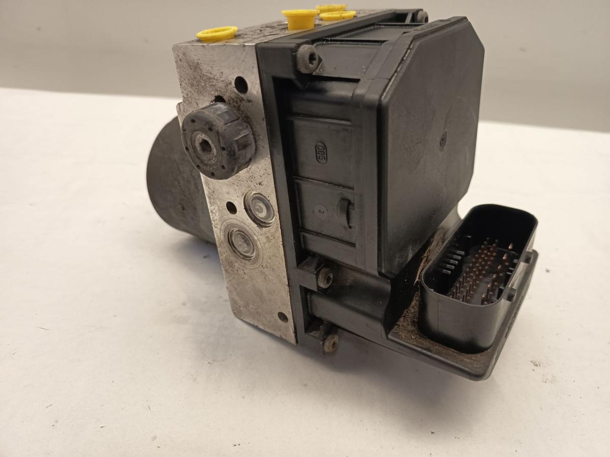 VW Passat 3B original ABS Hydroaggregat ABS-Block 4B0614517J Bj 2003