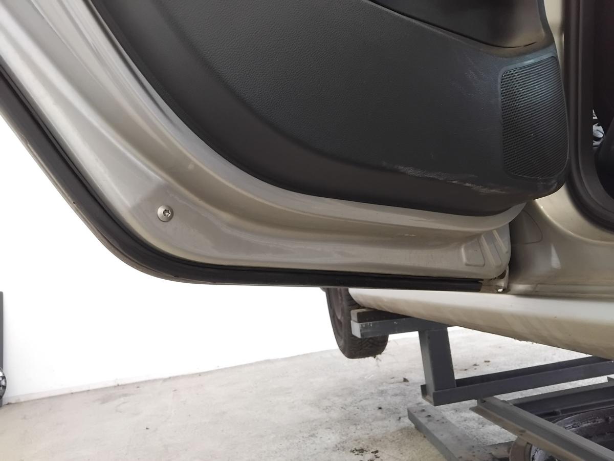 Peugeot 308 I original T&uuml;r hinten links aschgraumetallic ETS BJ2009 5-t&uuml;rig