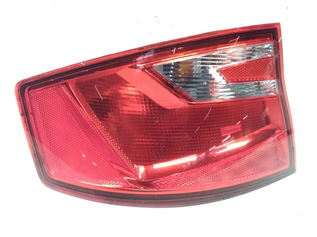 Seat Toledo 4 KG original R&uuml;ckleuchte Schlussleuchte links aussen BJ2015
