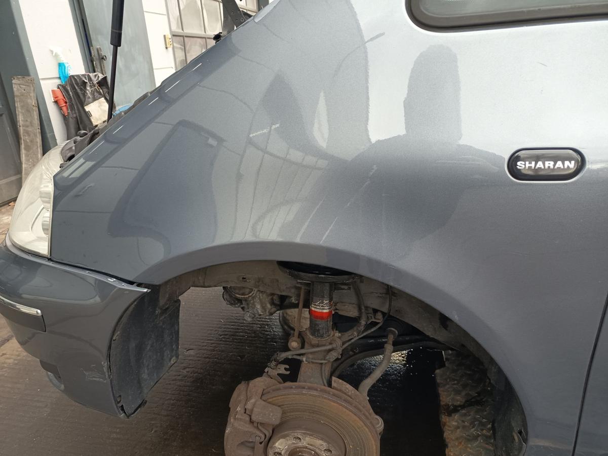 VW Sharan original Kotfl&uuml;gel links LR7K Grau Baujahr 2009