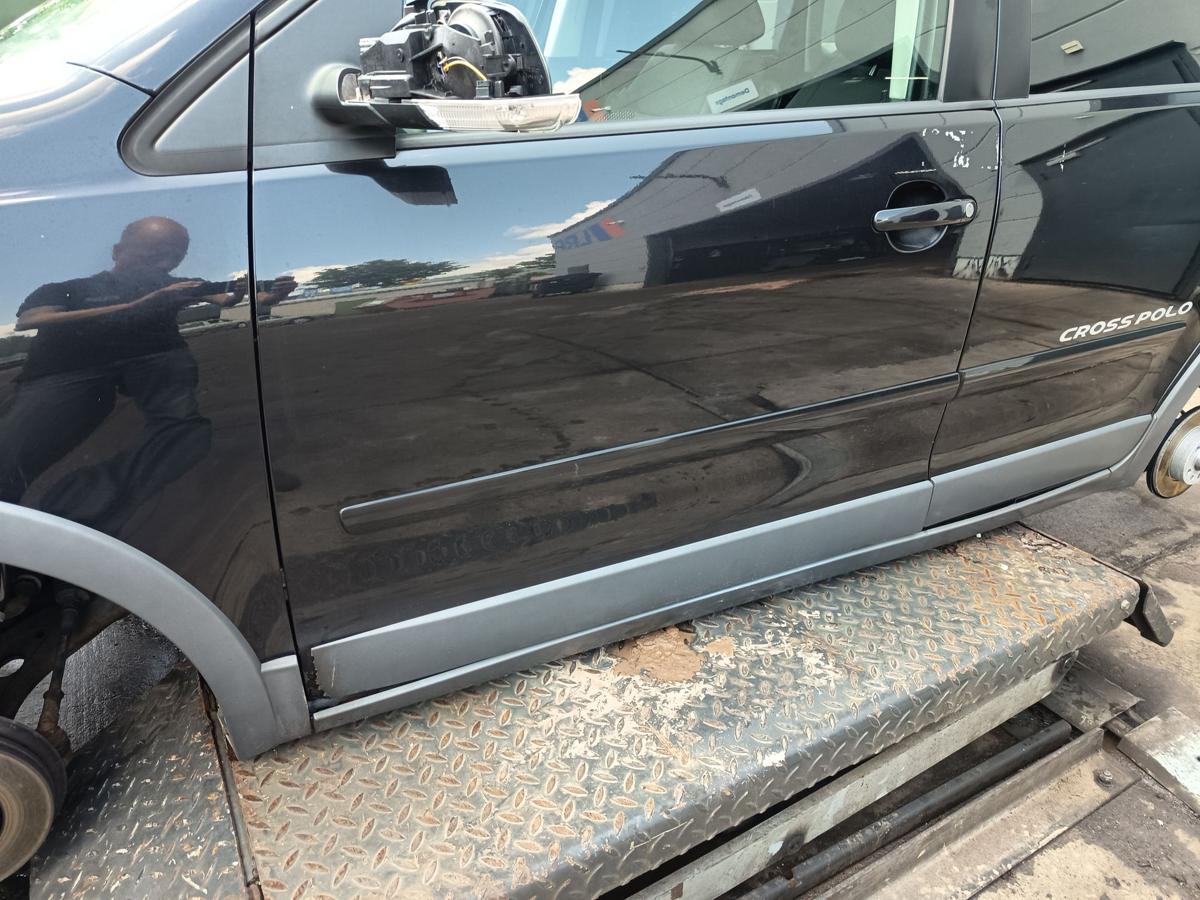 VW Polo Cross 9N3 orig Tür vorn links Fahrertür 5trg LC9Z Black Bj 2007