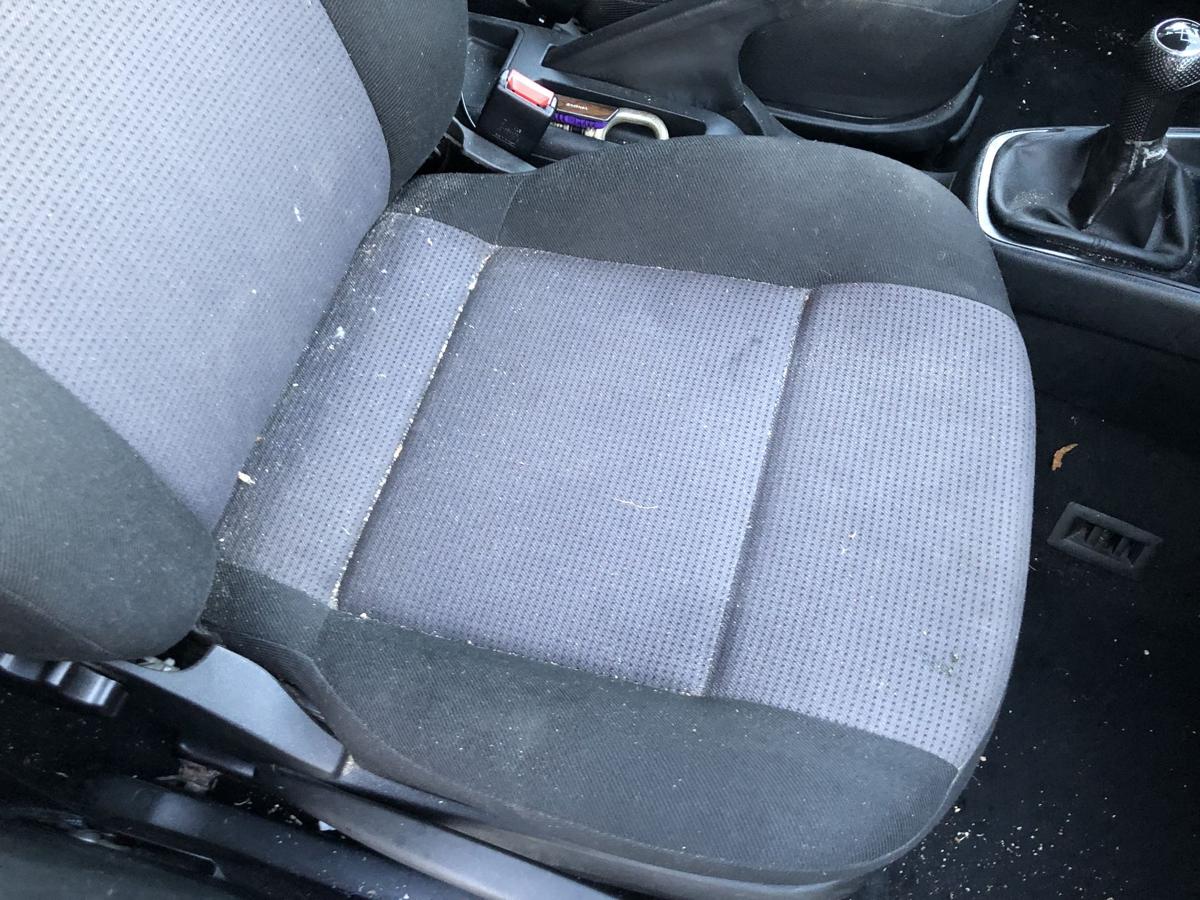 VW Golf 4 1J IV Sitz vorn rechts Beifahrersitz nur für 5 türer Autositz