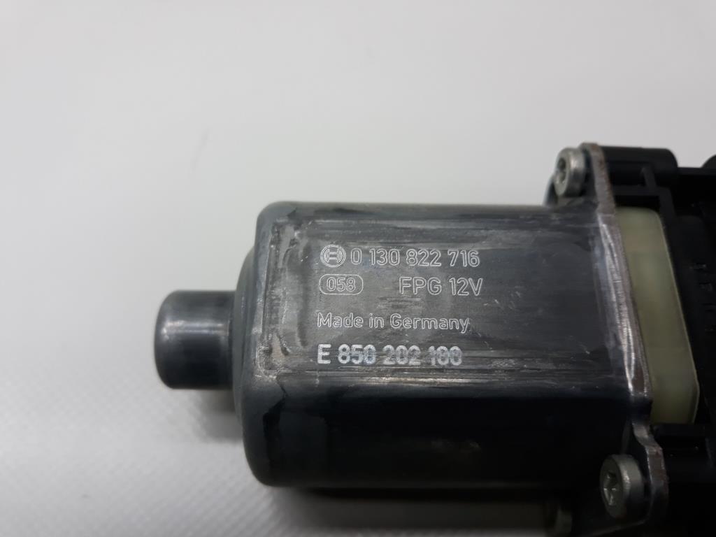 Skoda Octavia 5E 5Q0959802B Fensterhebermotor Tür rechts vorn original BJ2017