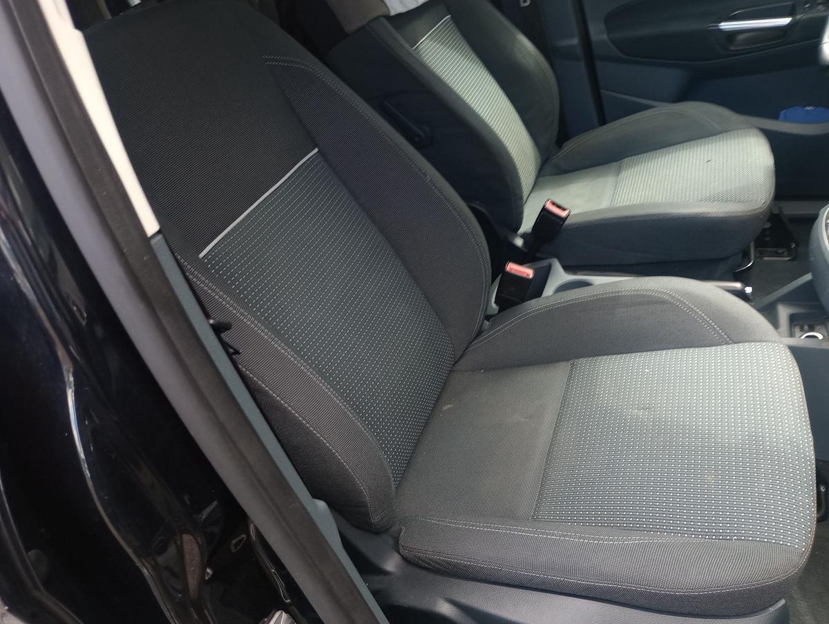 Ford Grand C-Max II orig Sitz vorn rechts Beifahrersitz Bj 2012