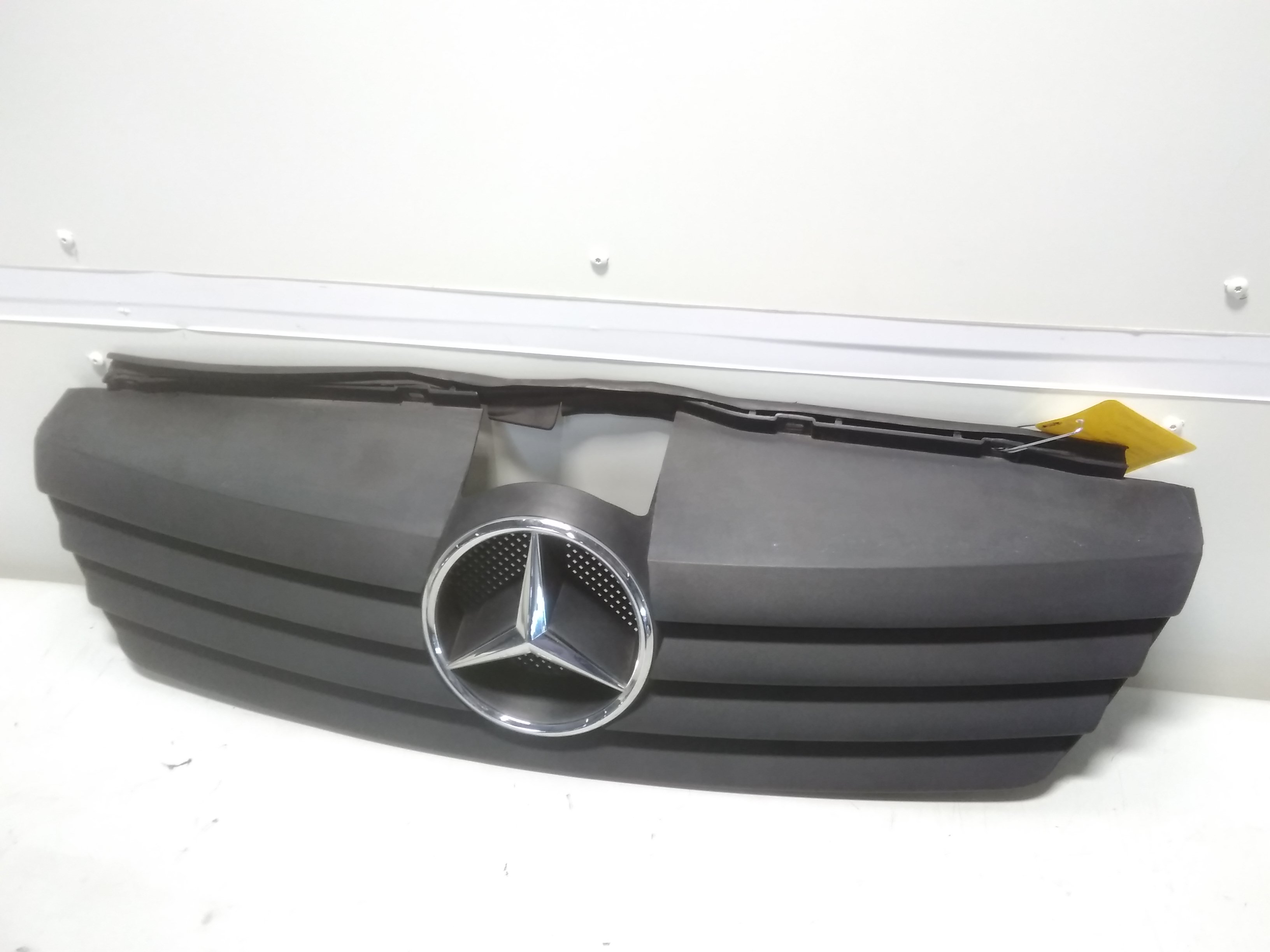 Mercedes Benz Vaneo Bj.2003 original Kühlergrill